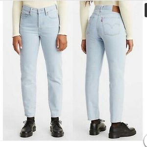 Levi’s Wedgie Icon Jeans